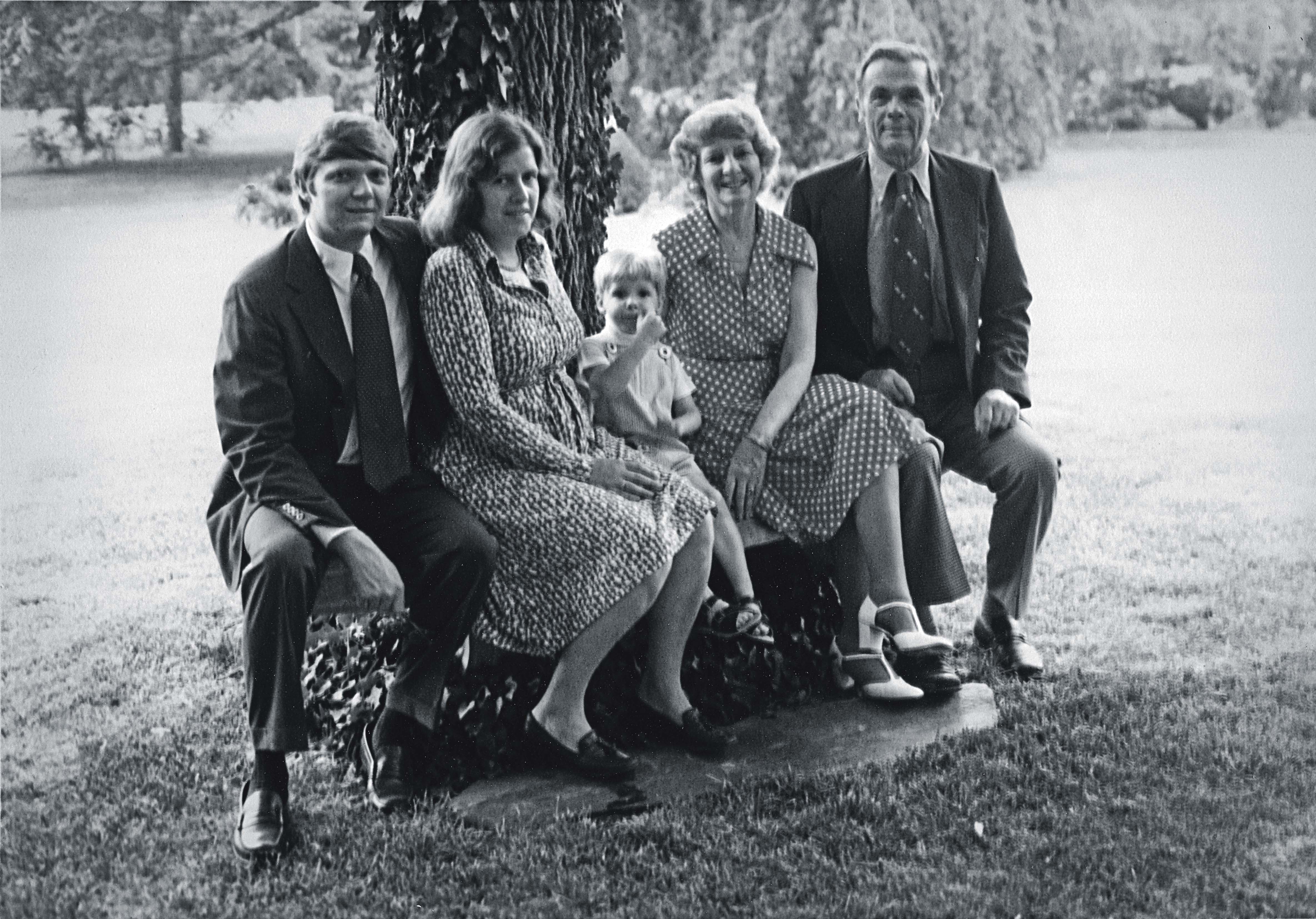 From left: Taylor Reveley III, Helen Reveley, Taylor Reveley IV, Marie Eason Reveley and Taylor Reveley II at Hampden-Sydney